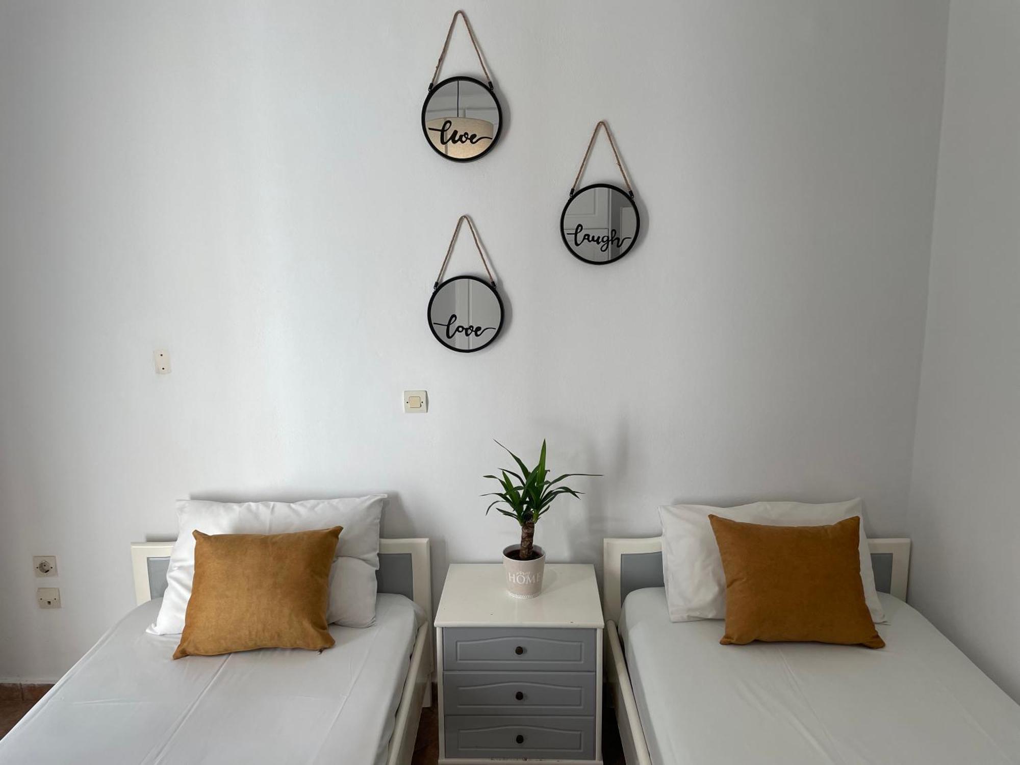 Andromahi Apartments & Suite Laganász Kültér fotó
